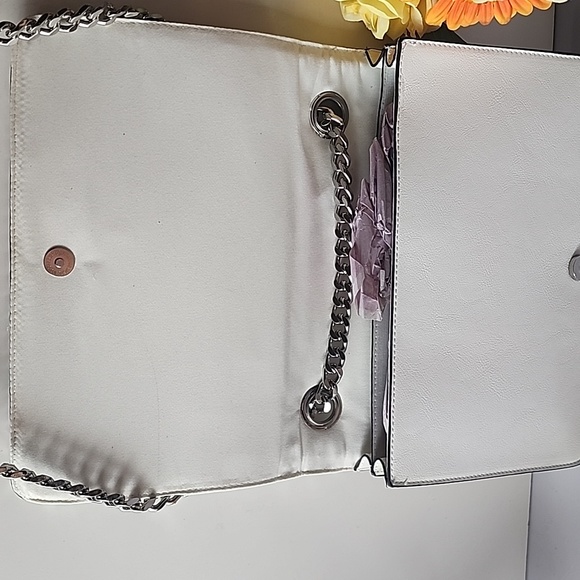 NWT. Aldo White Purse. - Picture 7 of 16